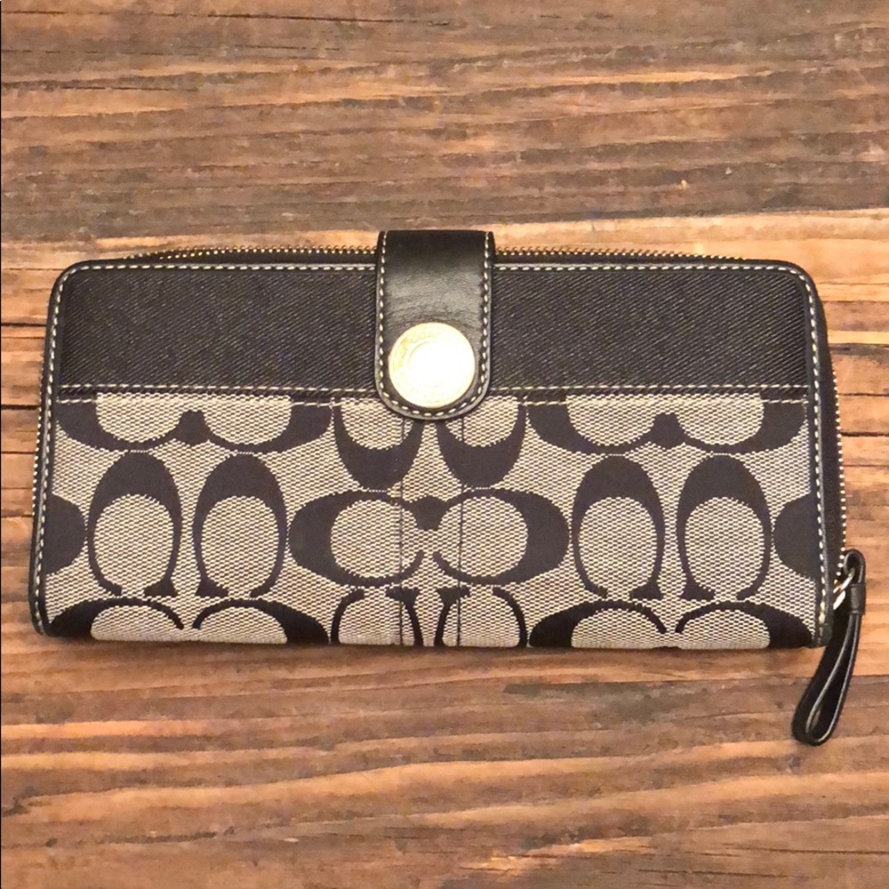 Coach wallet